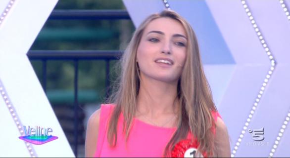 Veline 2012 - Giulia Marchegiani vince la puntata del 17 luglio