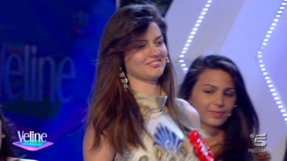 Veline 2012 - Stefania Vuolo vince la puntata del 17 agosto