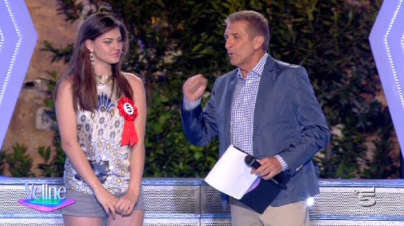 Veline 2012 - Stefania Vuolo vince la puntata del 17 agosto