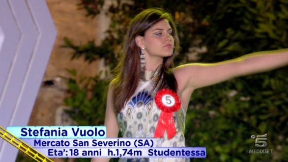 Veline 2012 - Stefania Vuolo vince la puntata del 17 agosto