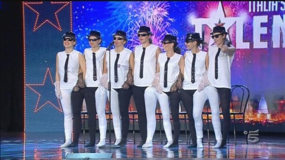 Women Black and White, mamme ballerine a Italia s Got Talent 2013