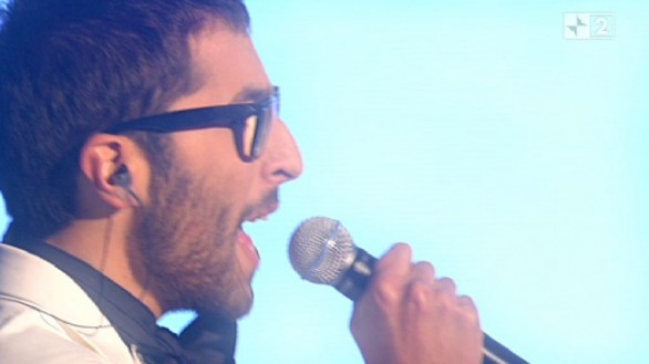 X Factor 4 - Stefano Filipponi canta A mano a mano di Rino Gaetano