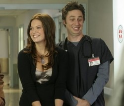 Zach Braff con Mandy Moore (guest star in Scrubs)